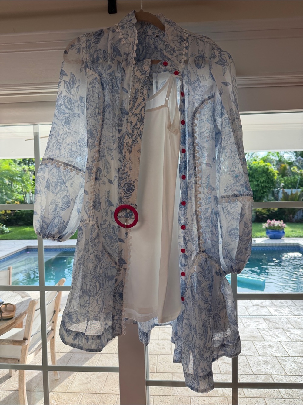 Sheer Floral Blue & White Cover-Up Shirt - Unbranded